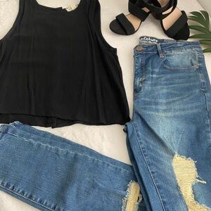 Reebok Women's Blue Distressed Jeans